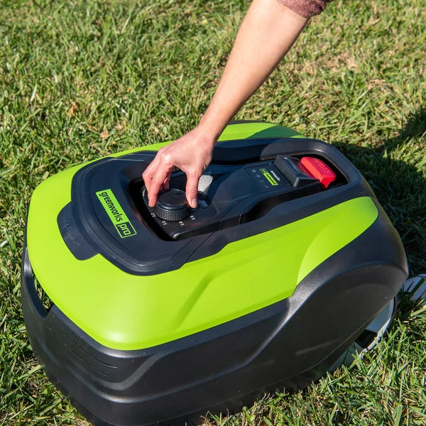 Greenworks, Optimow Robotic Lawn Mower